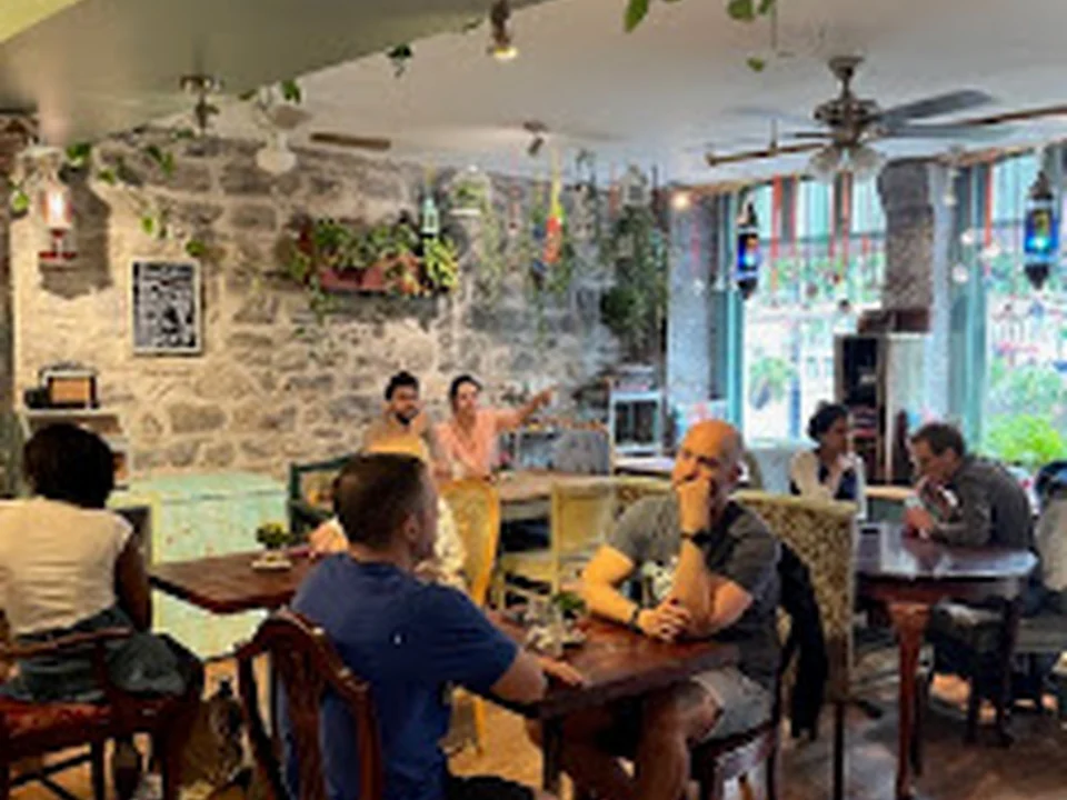 ArTisane Cafe @ Impact Galerie, Montréal