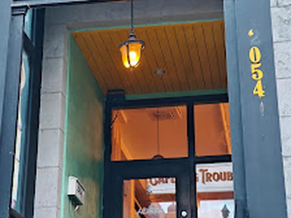 Le Café Big Trouble, Montréal