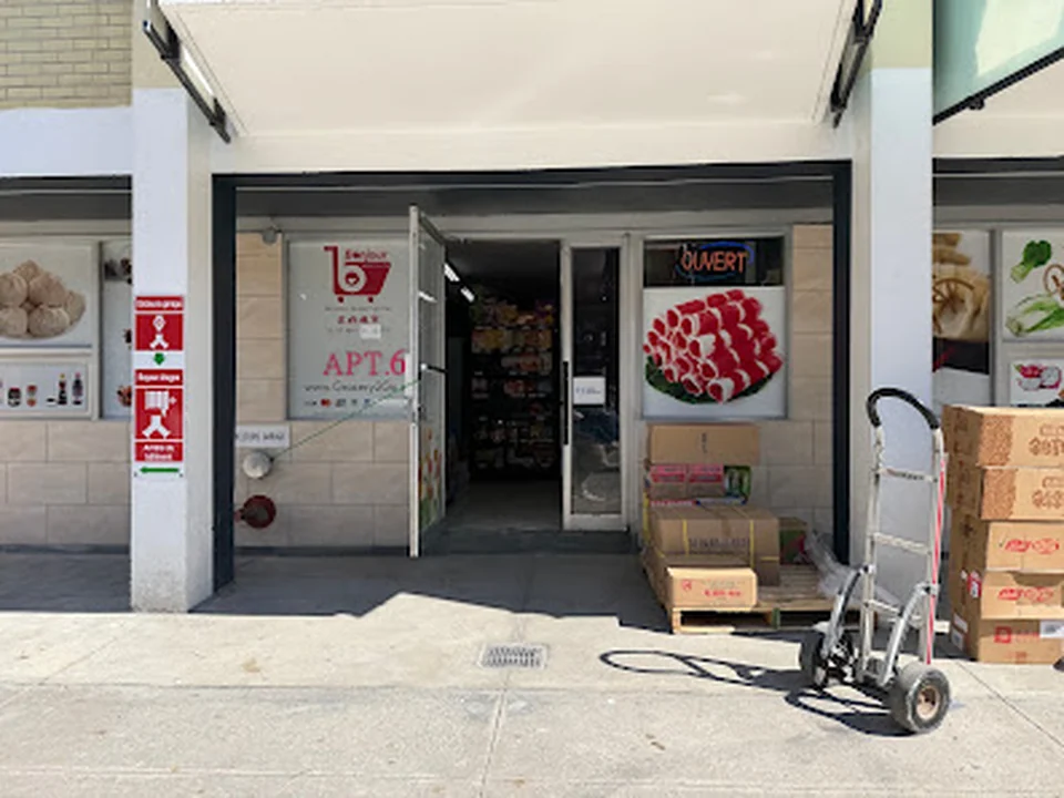 Bonjour Supermarché, Montréal