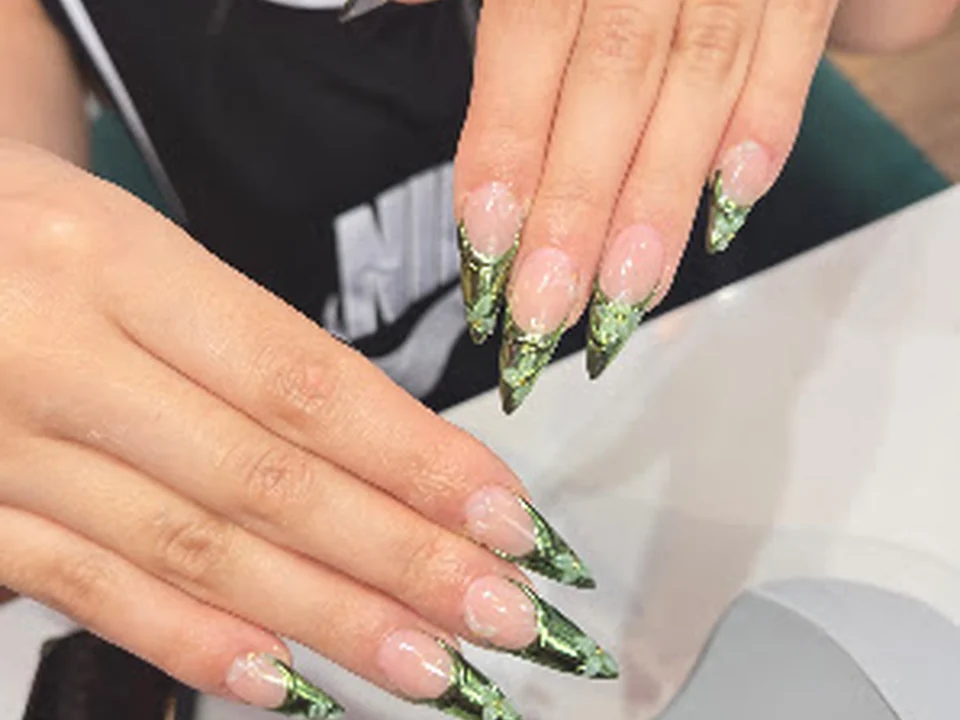 Ongles LyLy Studio Nails & Spa Old Port Montreal