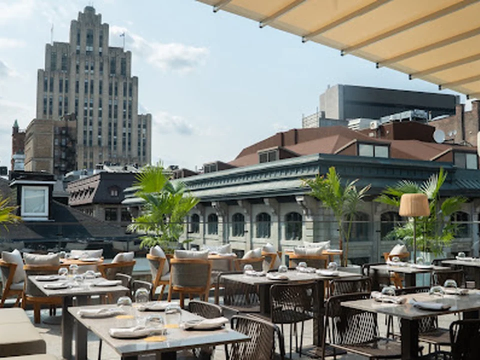 Hôtel Nelligan, Montréal