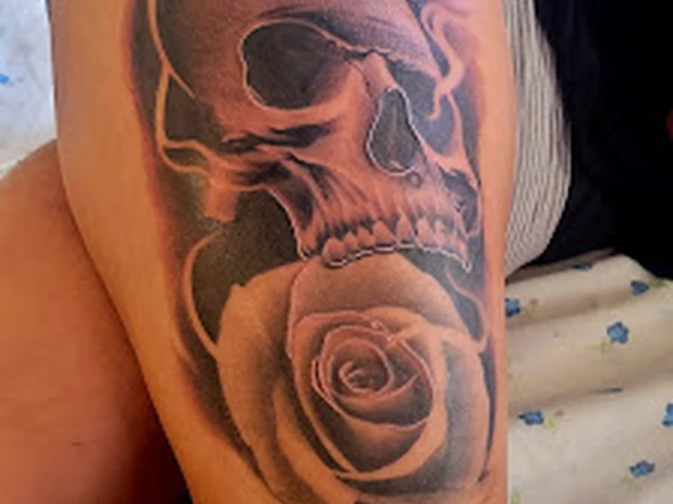 Isaza Ink Tattoo, Montréal