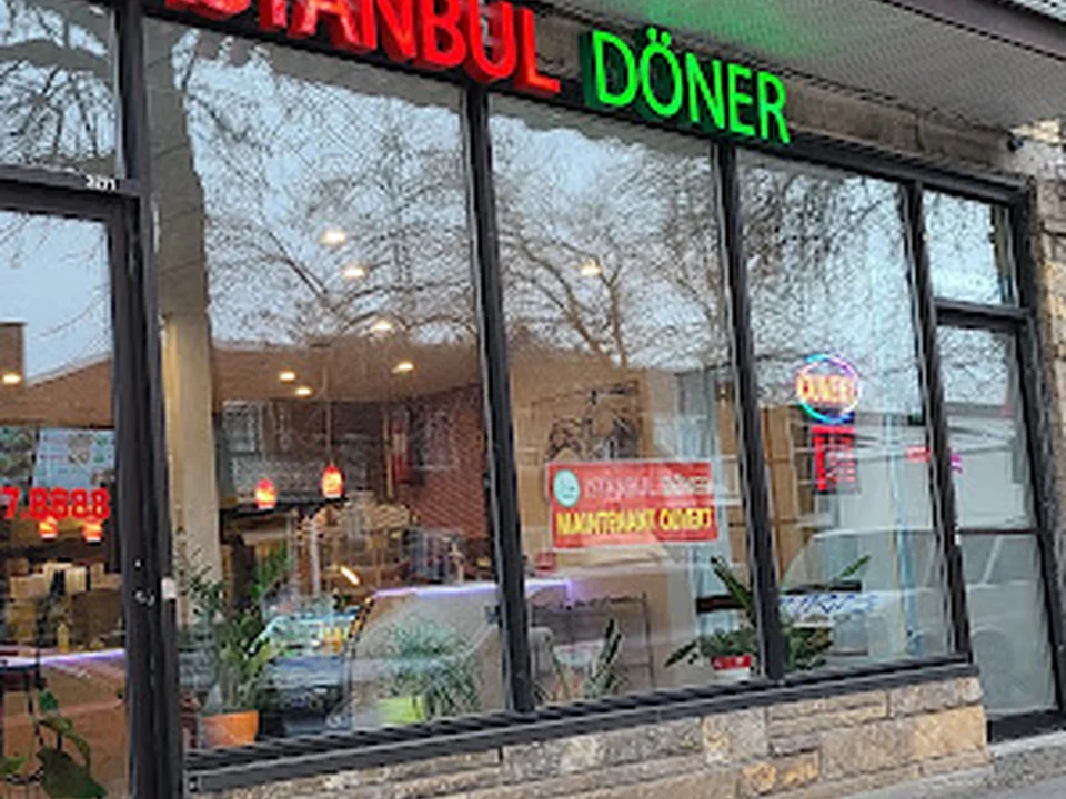 Restaurant Döner Istanbul, Montréal