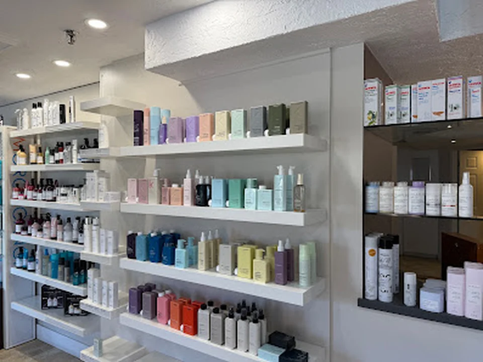 Coiffure et Spa St-Laurent, Montréal