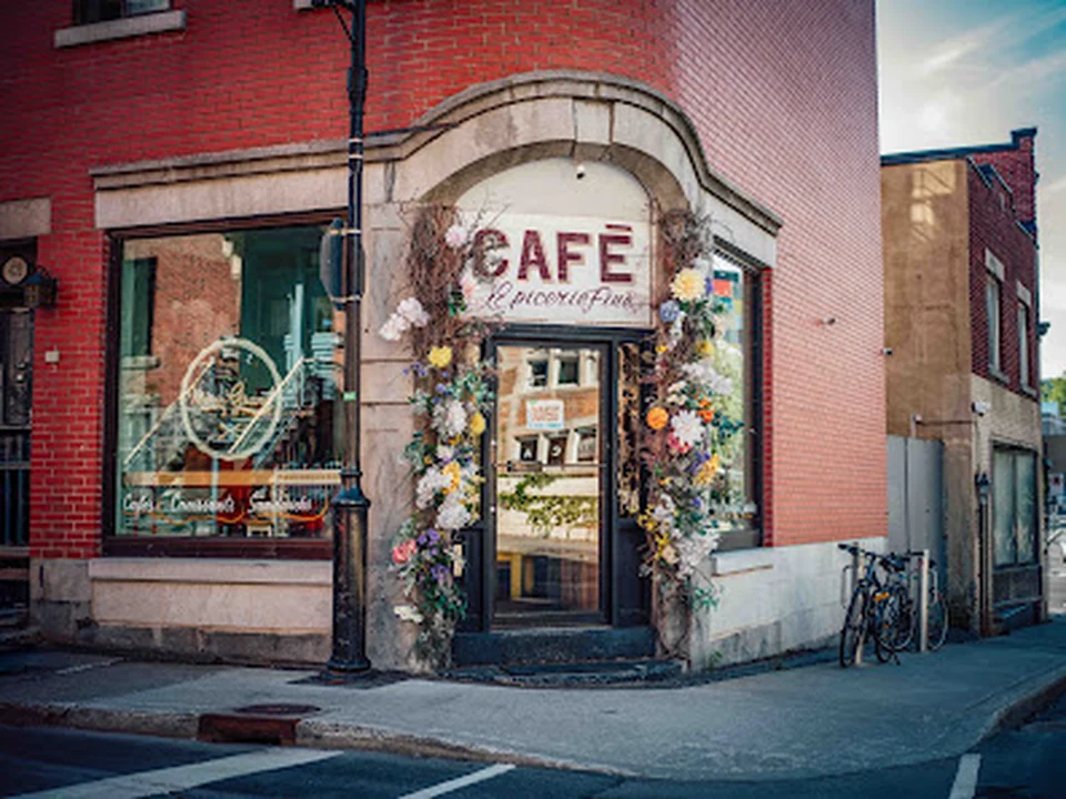 Chez Mère-Grand Café et Épicerie, Montréal