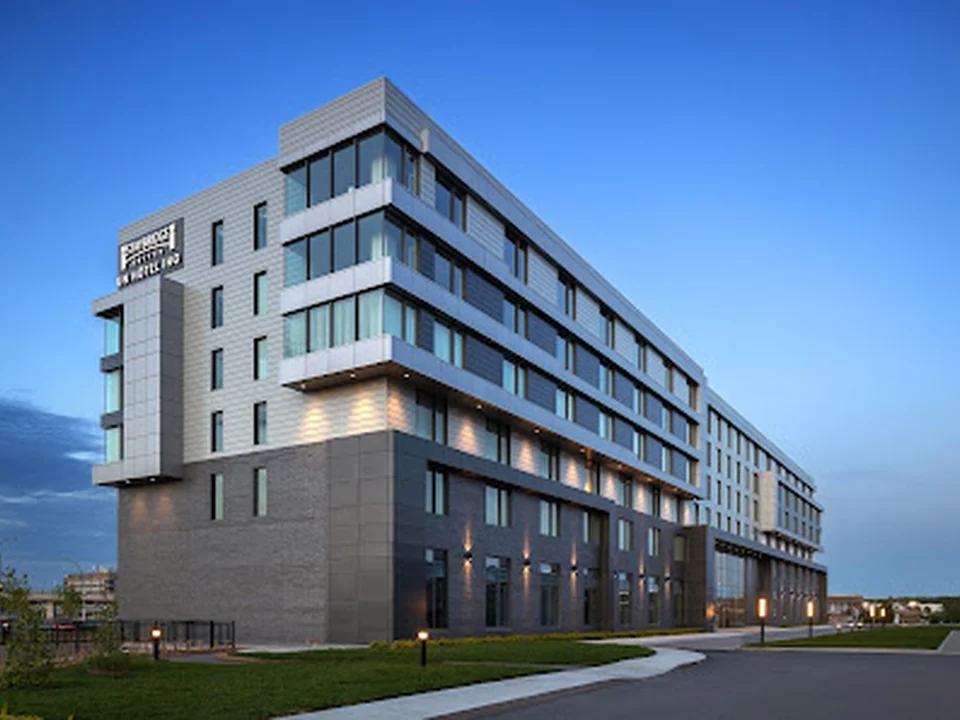 Staybridge Suites Montreal Airport