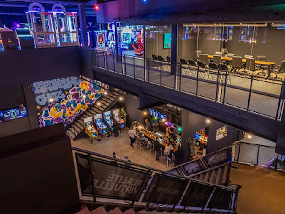 FUNHUB Montreal (Centre-ville)