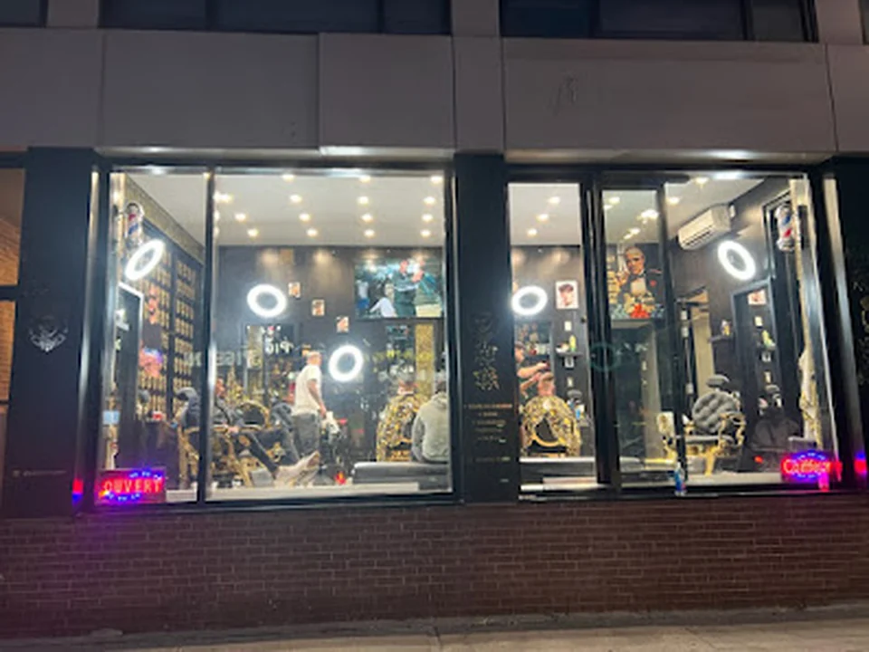 Barbier Yaniso 2, Montréal