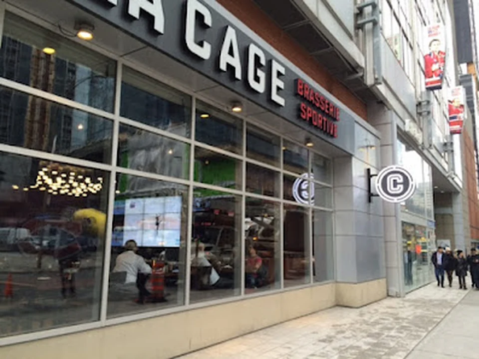 La Cage - Brasserie sportive, Montréal
