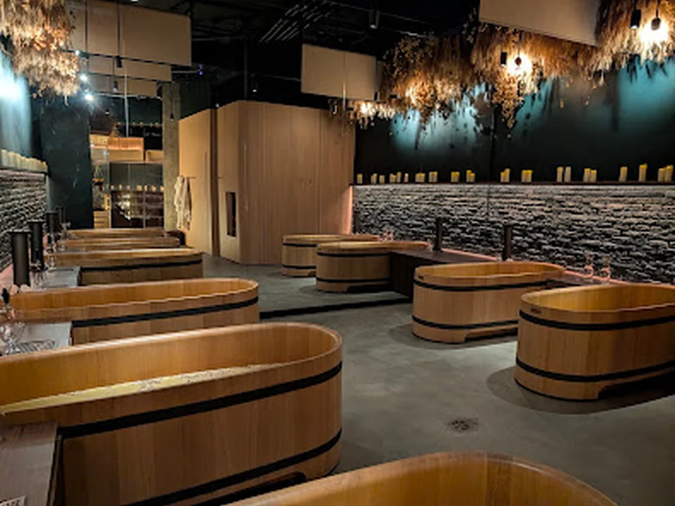 Bains Ninkasi, Montréal