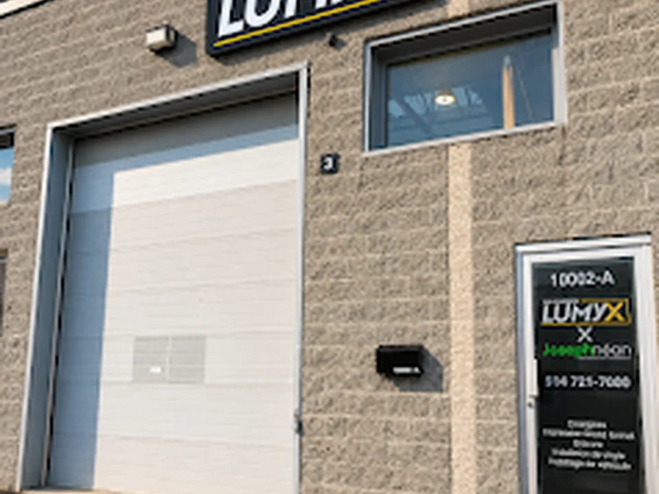 Les Enseignes Lumyx, Montréal