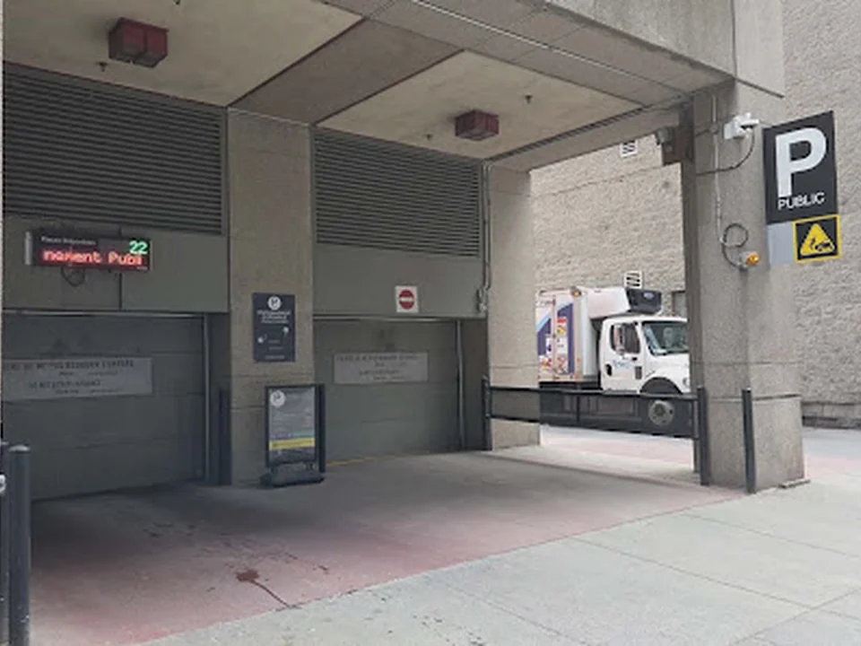 Concordia LB Parking Garage, Montréal