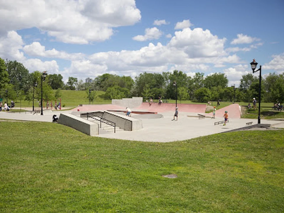 Planchodrome du parc Arthur-Therrien, Montréal