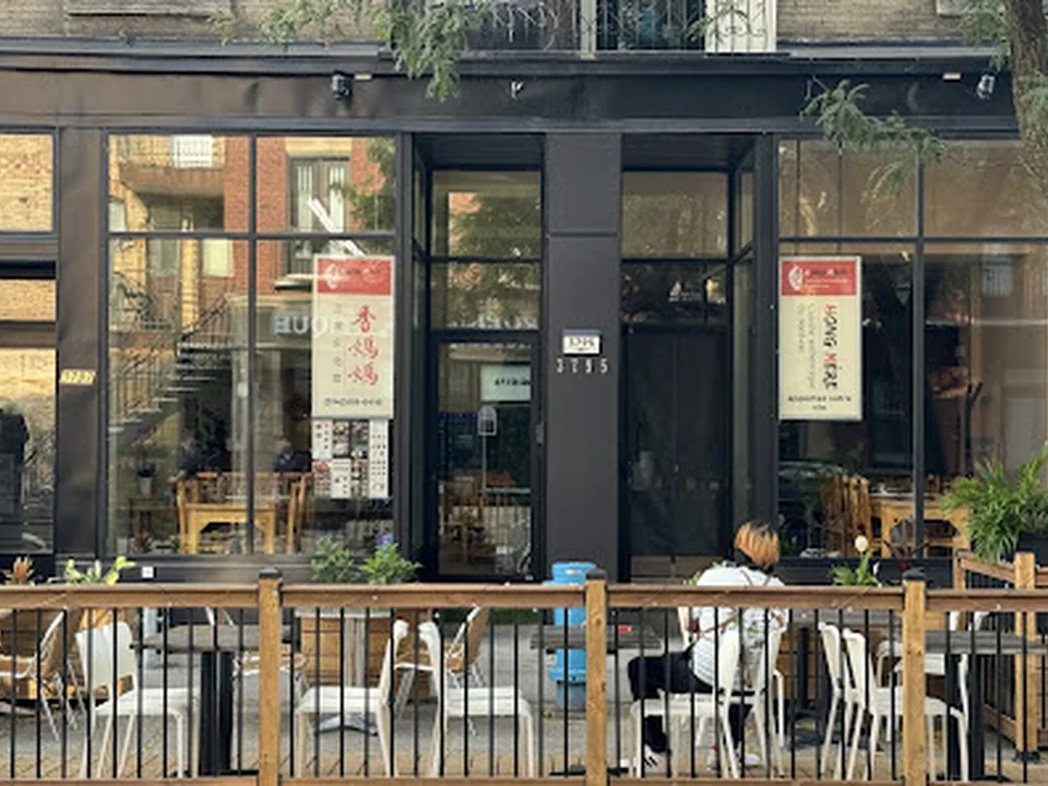 Plats de Pâtes Hong Mère, Montréal