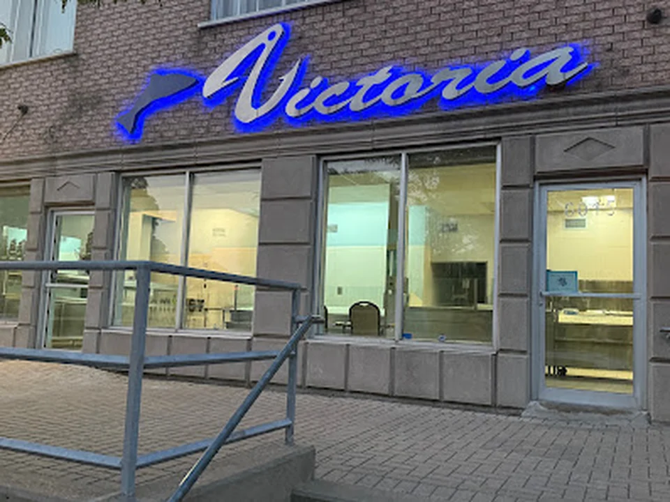 New Victoria Fish, Montréal
