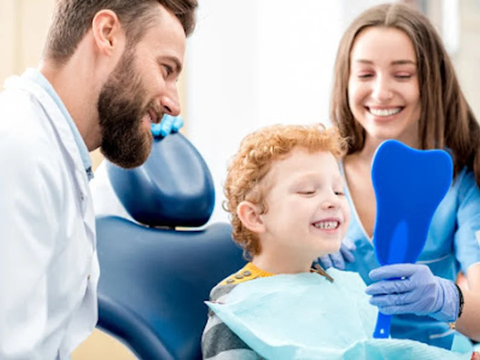 Clinique Dentaire Dr. Karam - Dentiste, Blanchiment Dentaire Ahuntsic, Montréal