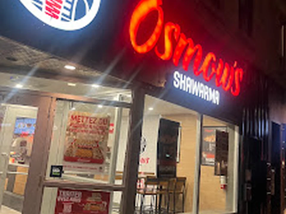 Osmow's Shawarma, Montréal