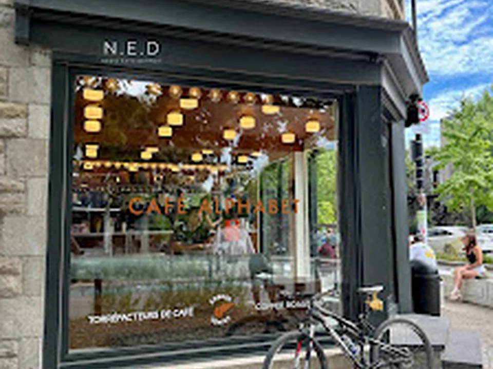 Café Alphabet, Montréal