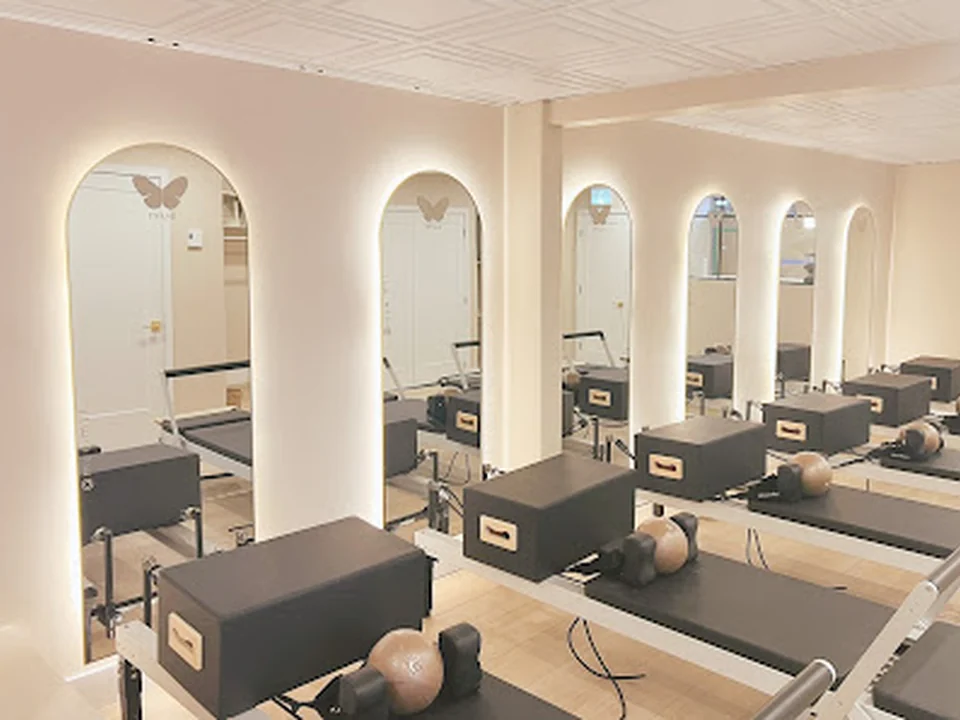 Mue Pilates Réformer et Latté, Montréal