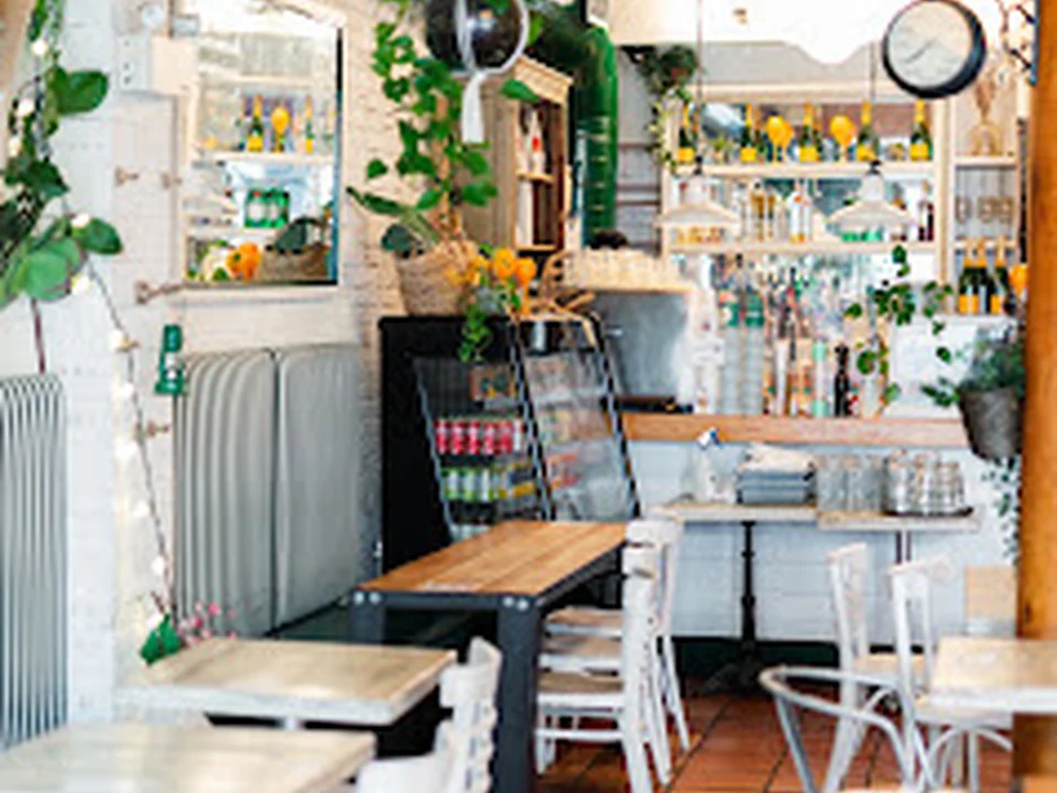 Café Tommy, Montréal