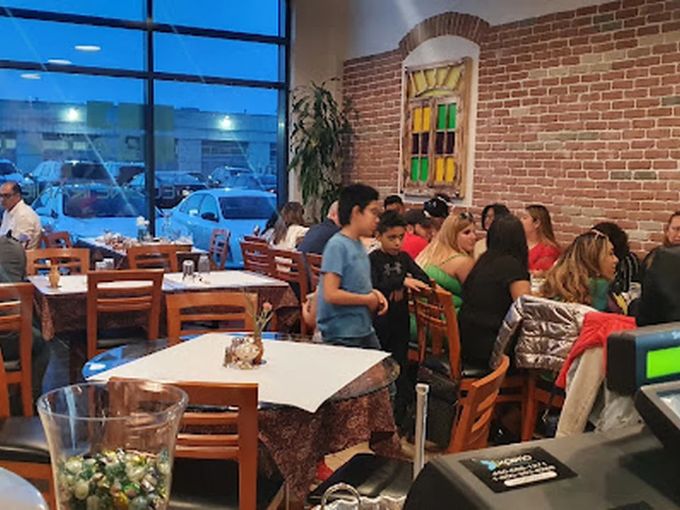 Behesht Restaurant, Montréal