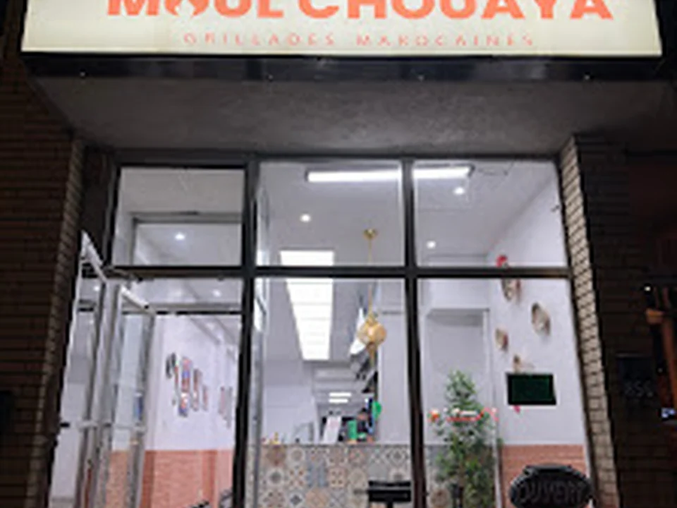 Moul Chouaya, Montréal