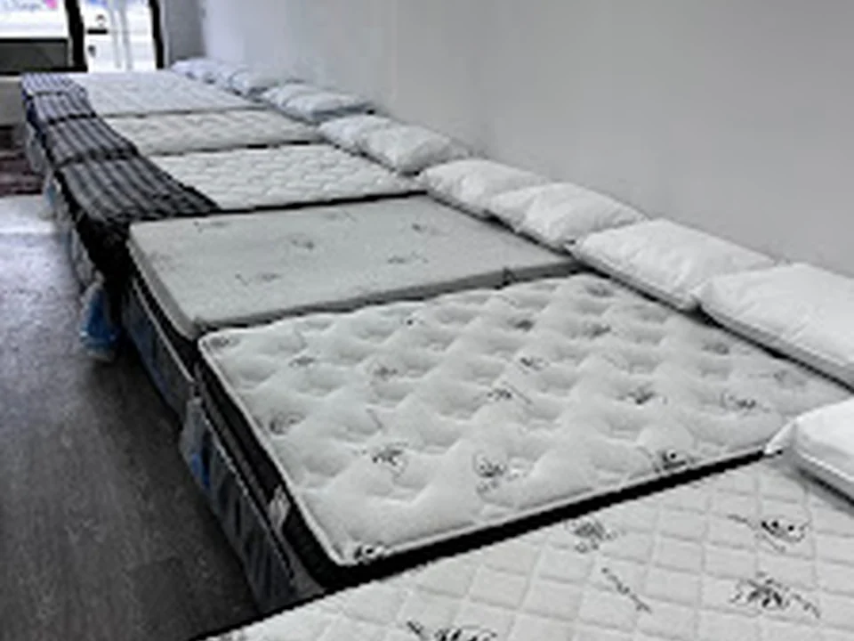 Matelas Chabanel, Montréal
