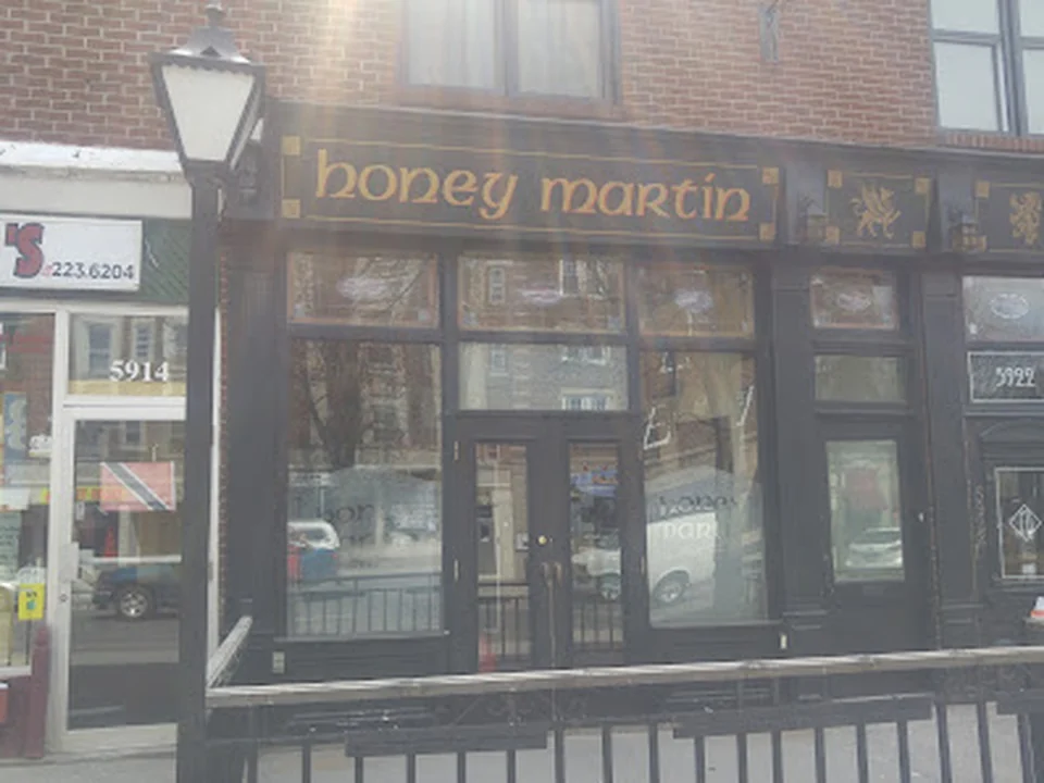 Honey Martin, Montréal