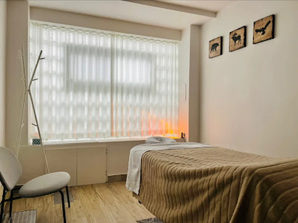 Massage Tête à Pieds, Montréal