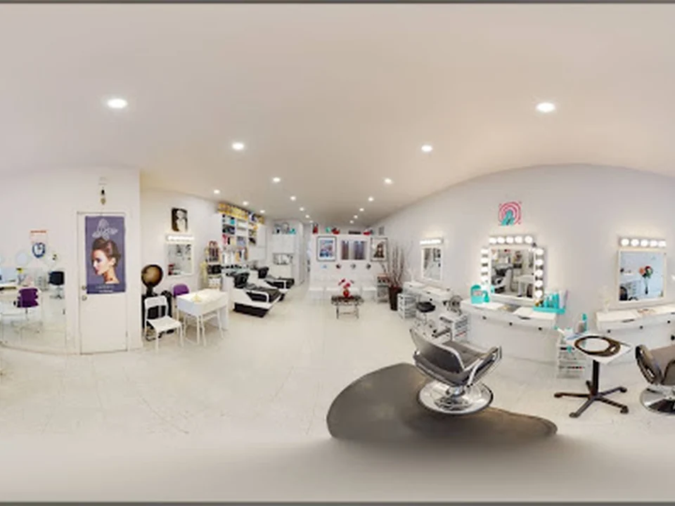 Hala Style Coiffure Femmes, Montréal