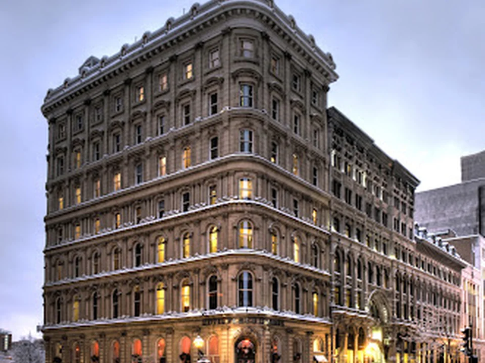 Hotel Place d'Armes, Montréal