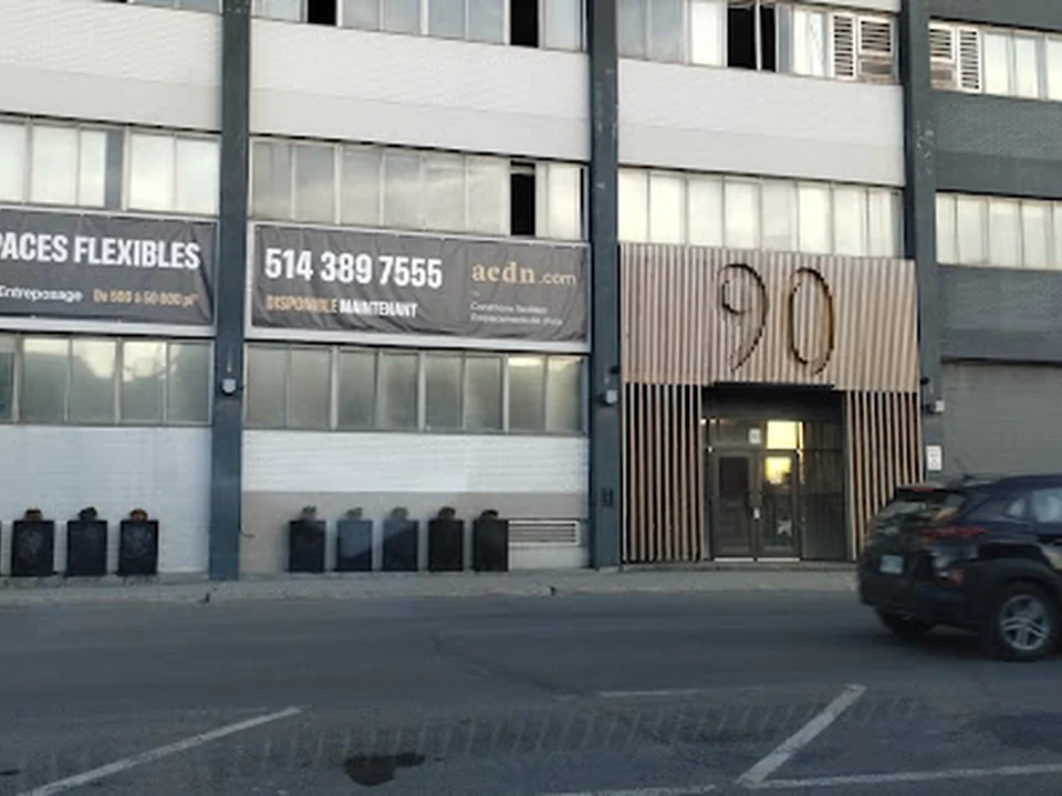 Altitude Sports Corporate Office, Montréal
