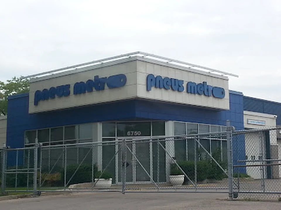 Pneus Metro Inc., Montréal