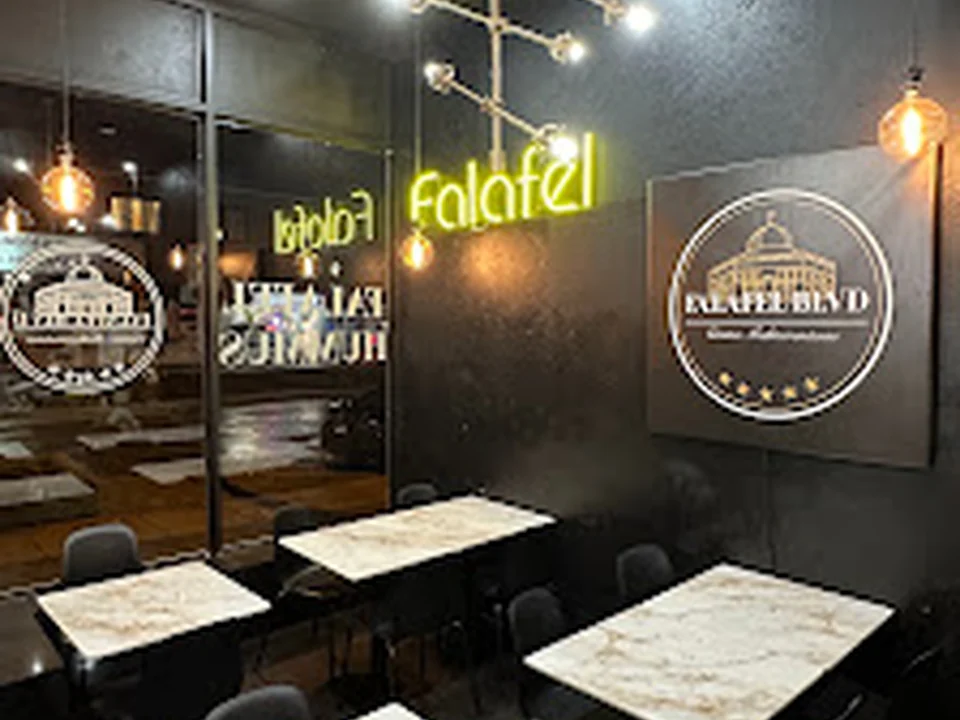 Falafel Blvd, Montréal
