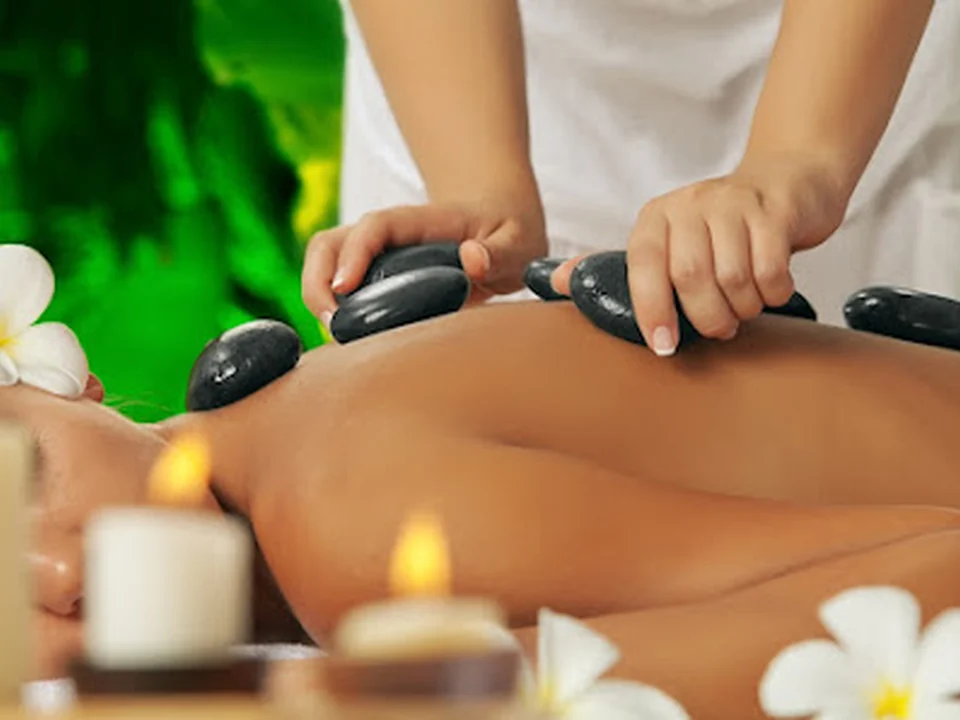 Glow salon de beauté, Montréal