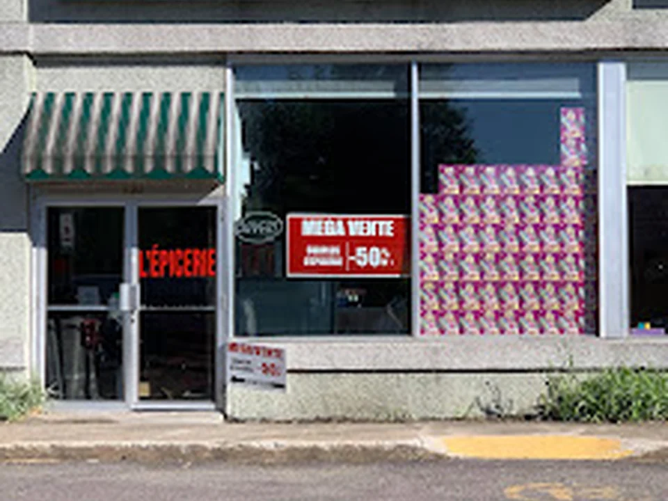 ÉPICERIE À BAS PRIX ( Surplus D’épicerie ) OUVERT AU PUBLIC, Montréal
