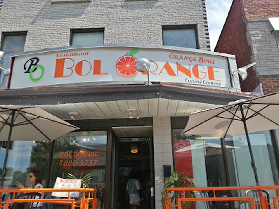 Bol Orange, Montréal