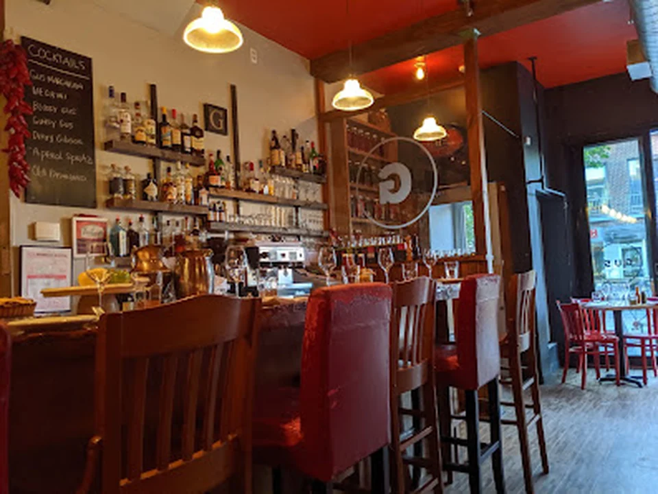 Restaurant Gus, Montréal