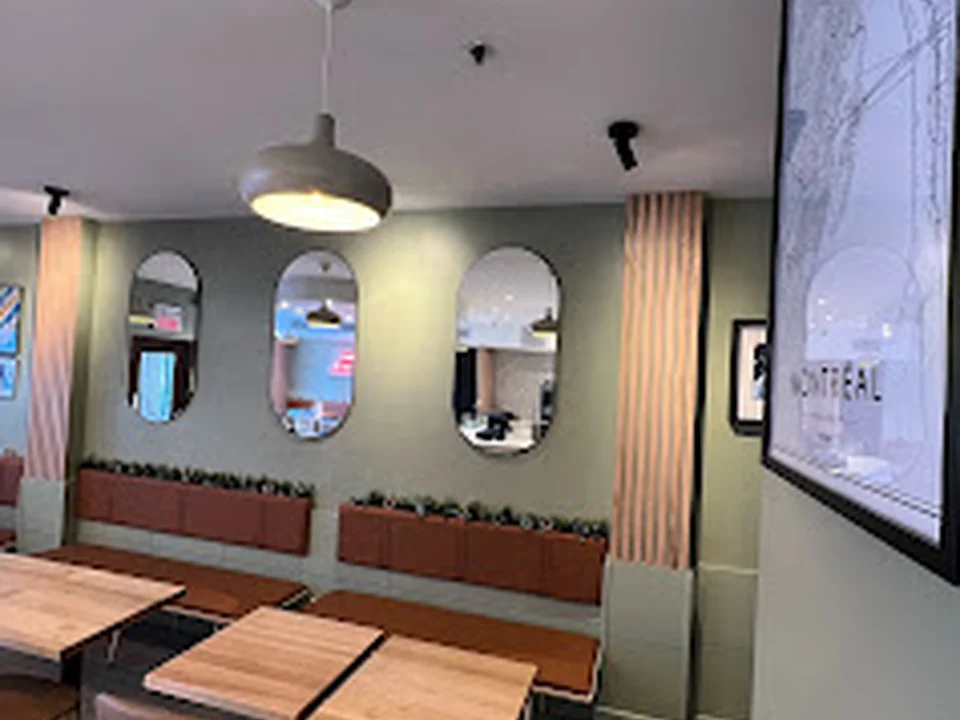 Mekan & Beyond- Burger Authentique, Montréal