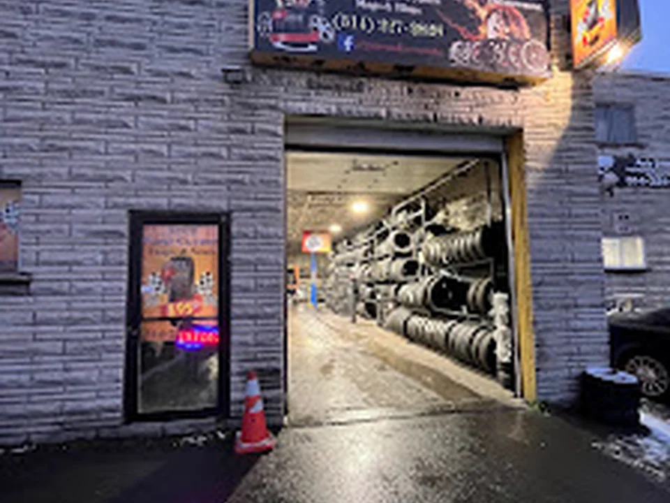 Pneus Discount CsAutos, Montréal