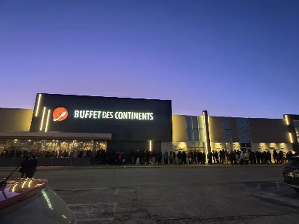 Buffet des Continents - Brossard, Montréal