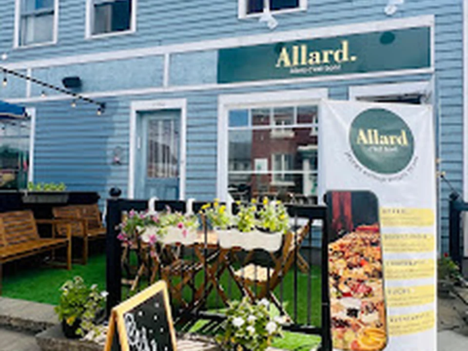 Allard Traiteur, Montréal