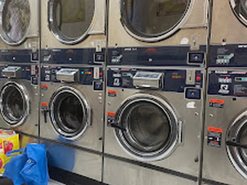 Buanderie Sintha Laundry, Montréal