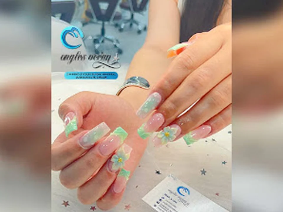 Ongles Océan, Montréal