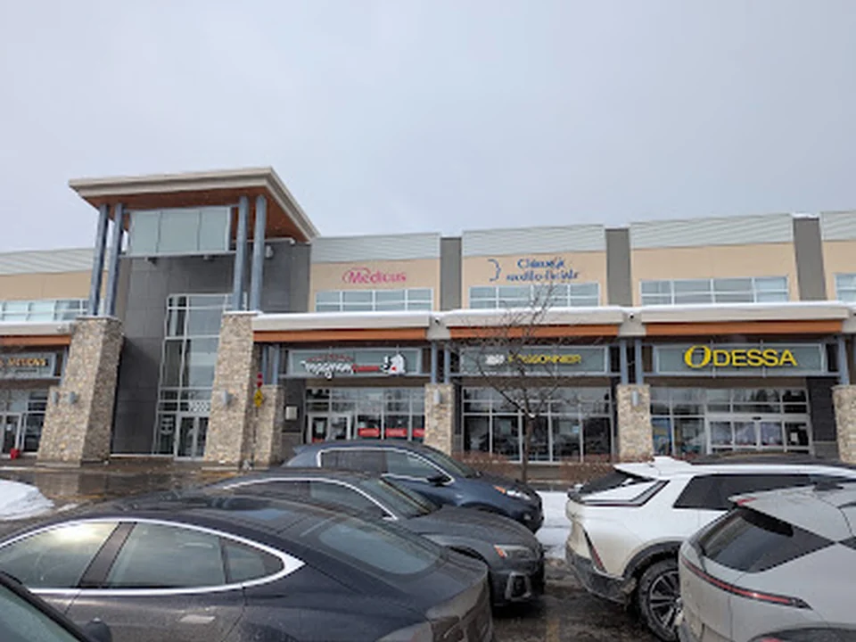 Medicus Brossard, Montréal