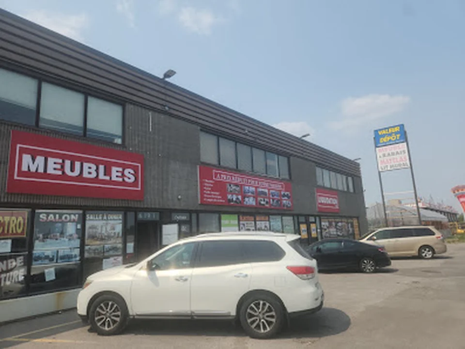Meubles LIQUIDATION extra, Montréal